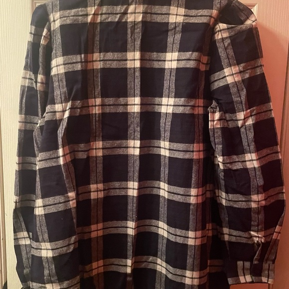 NWT *Sold Out* Tuckernuck Saranac Midnight Plaid Flannel Shirt, XL - Picture 8 of 8